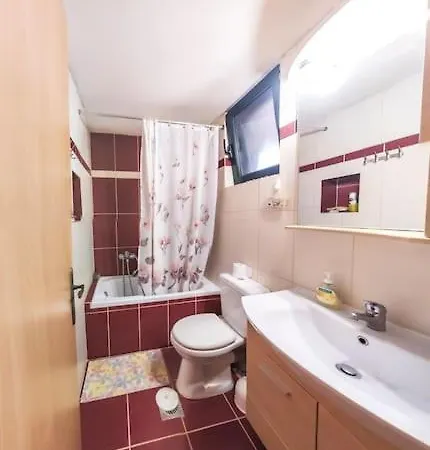 Holiday home Pelani Stonehouse Vromonerion