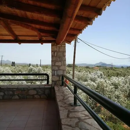 Pelani Stonehouse Vromonerion